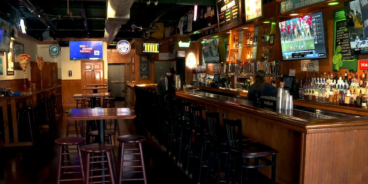 Businesses prepare for the next round of Patriots playoffs