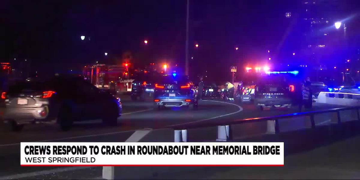 Three car crash in West Springfield