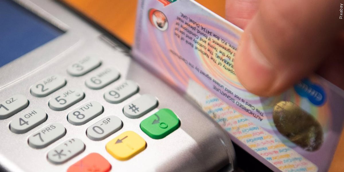 Proposed state law could shift credit card fees from business to customers Proposed state law could shift credit card fees from business to customers