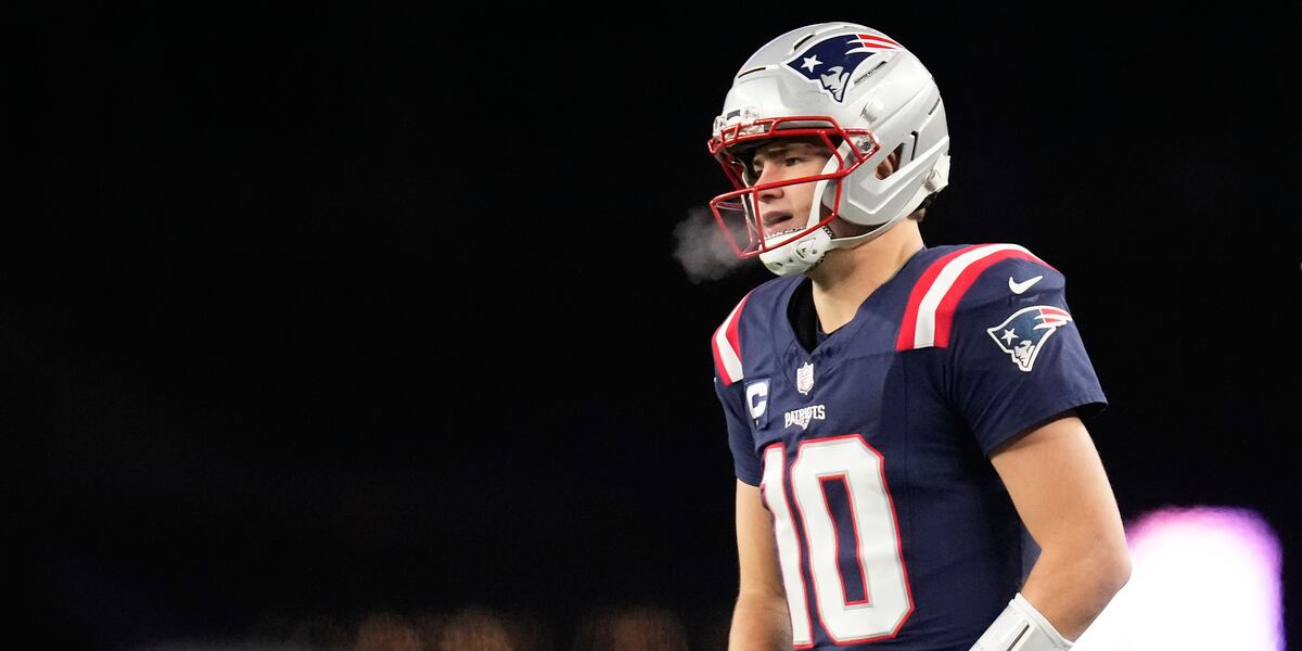Drake Maye and Justin Herbert each looking for 1st playoff win as Patriots host Chargers