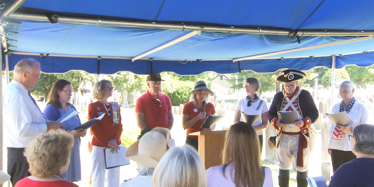 Northampton honors Revolutionary War soldiers Bridge Street Cemetery