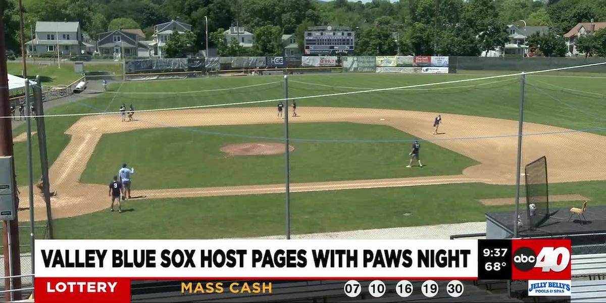 Valley Blue Sox host ‘Pages with Paws’ night