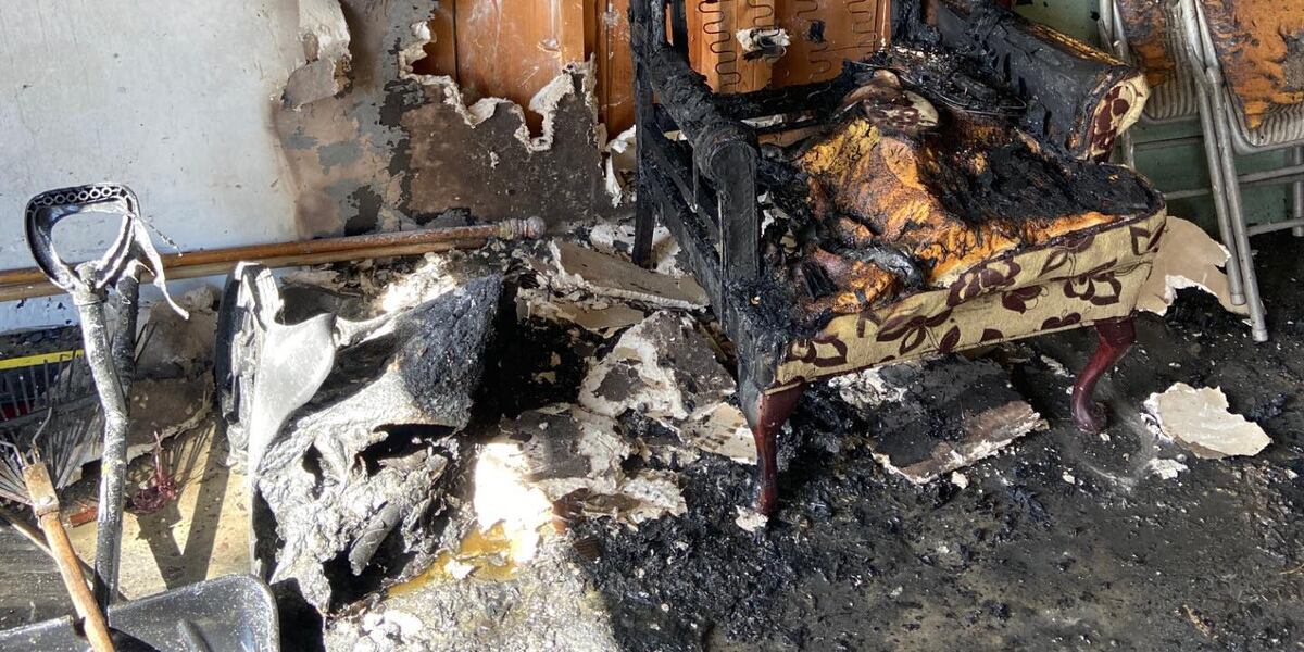 Fire crews rush to put out garage fire