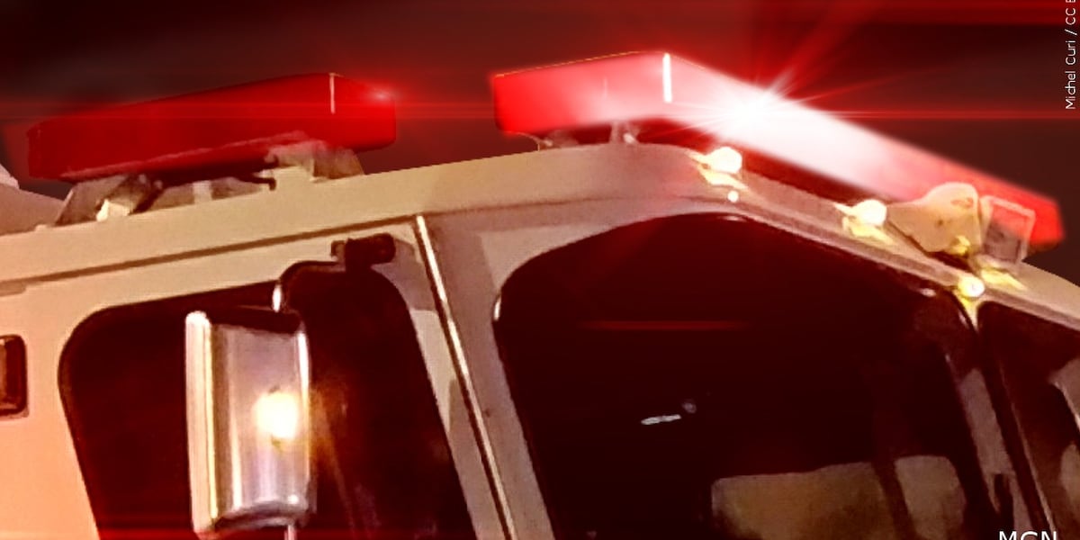 7 people displaced by Westfield house fire