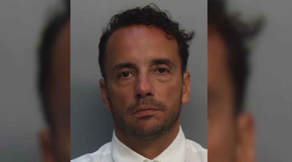 Man Accused of Posing as Security at Hard Rock Stadium for Taylor Swift Concert