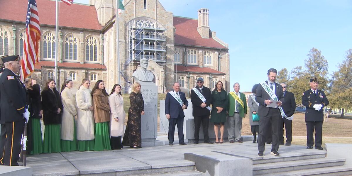 St. Patrick’s Committee of Holyoke honors President Kennedy and award recipient