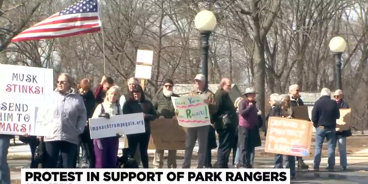 Protest held in support of park rangers at the Armory