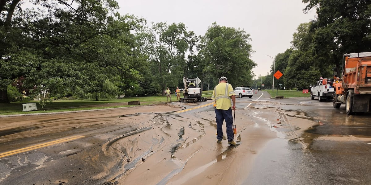 Water main break causes road closure, delays in Longmeadow