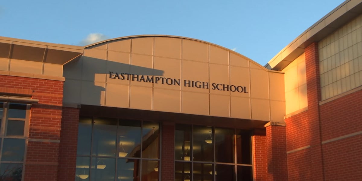 Easthampton students walk out to support teachers, override vote