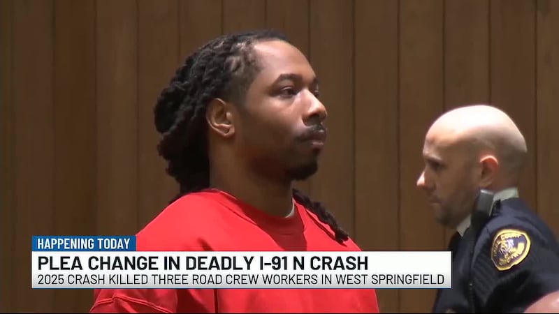 Suspect expected in court to change plea in deaths of 3 road workers