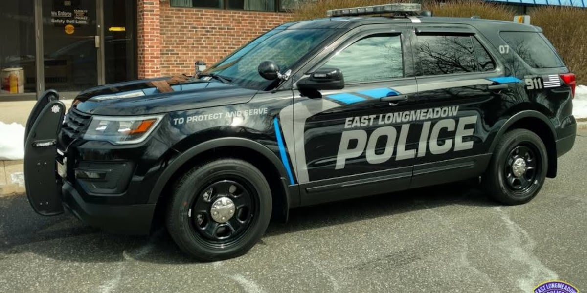 Driver seriously injured after crash in East Longmeadow
