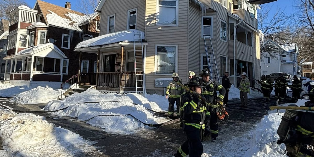 Electrical malfunction in a Springfield home leaves 2 people displaced