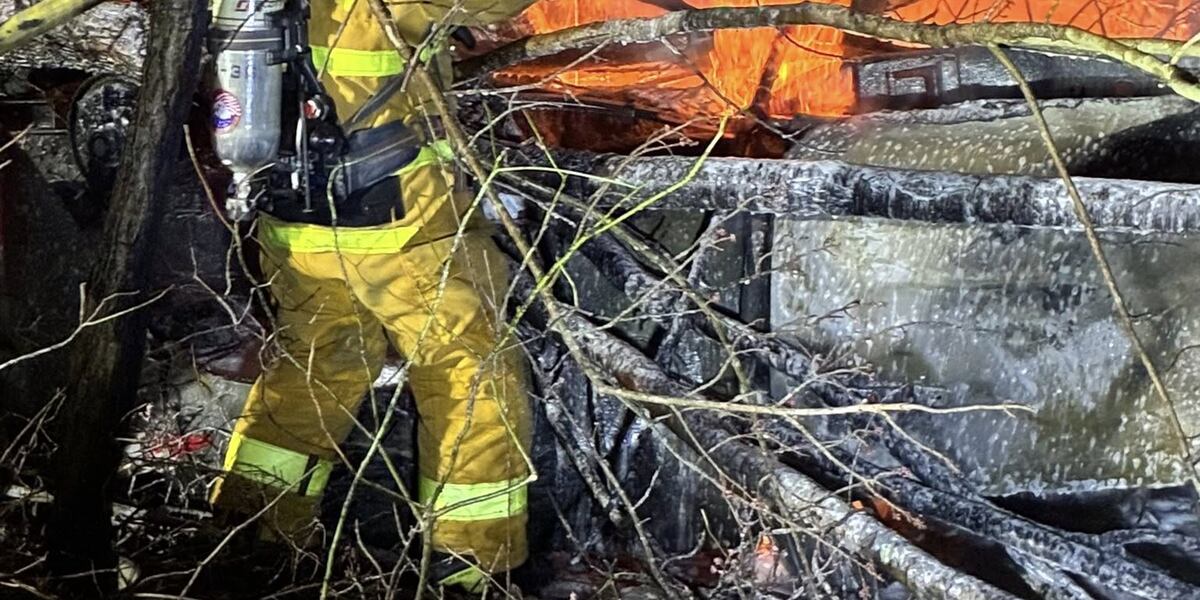 Emergency crews respond to early morning car fire