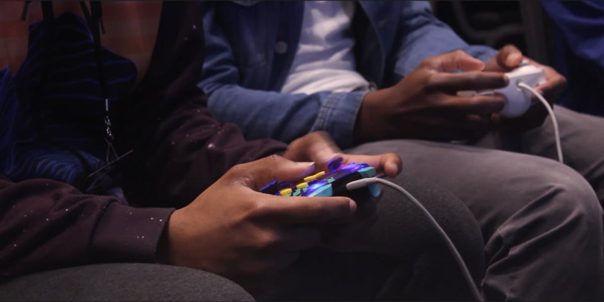 Code Ninjas Springfield teaches kids programming through video games