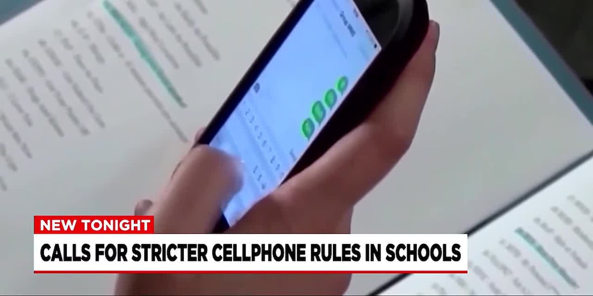 Massachusetts lawmakers look to ban cell phone use in schools