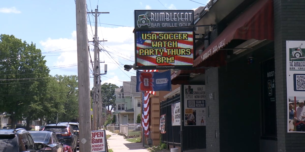 Rumbleseat Bar and Grill opens for late last call