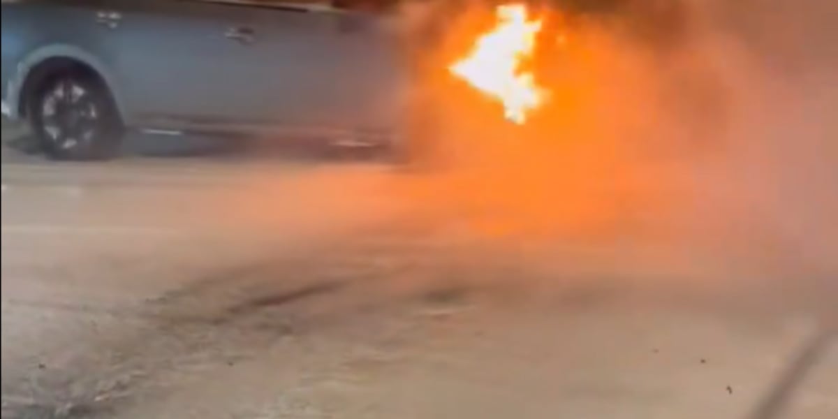 First responders put out car fire during winter storm