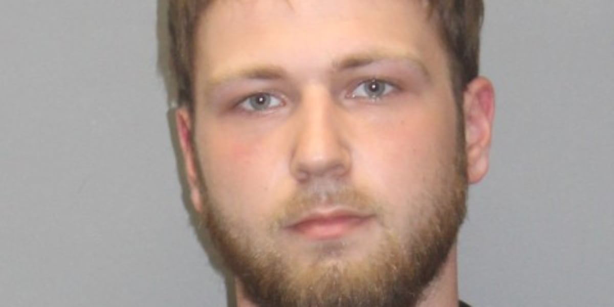 Police track Massachusetts stolen vehicle suspect to Target in South Windsor